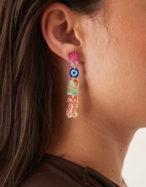 ASOS DESIGN – Wiszące kolczyki z zawieszkami z fotograficznym motywem