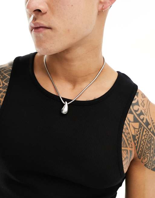 ASOS DESIGN – Wodoodporny naszyjnik ze stali nierdzewnej z zawieszką w kształcie kropli