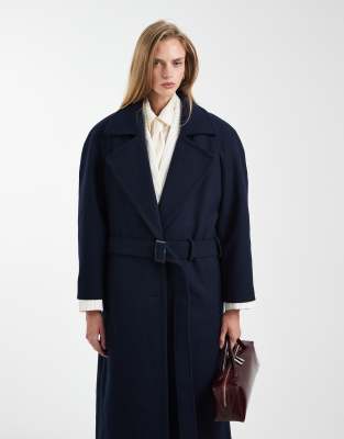 ASOS DESIGN - Wollmix-Mantel in Marineblau mit verstärkter Schulterpartie und niedrig sitzendem Gürtel-Schwarz