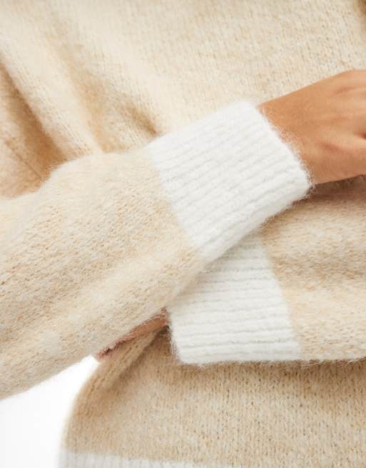 ASOS DESIGN wool blend fluffy knitted jumper in buttermilk with contrast ecru, 2 of 4