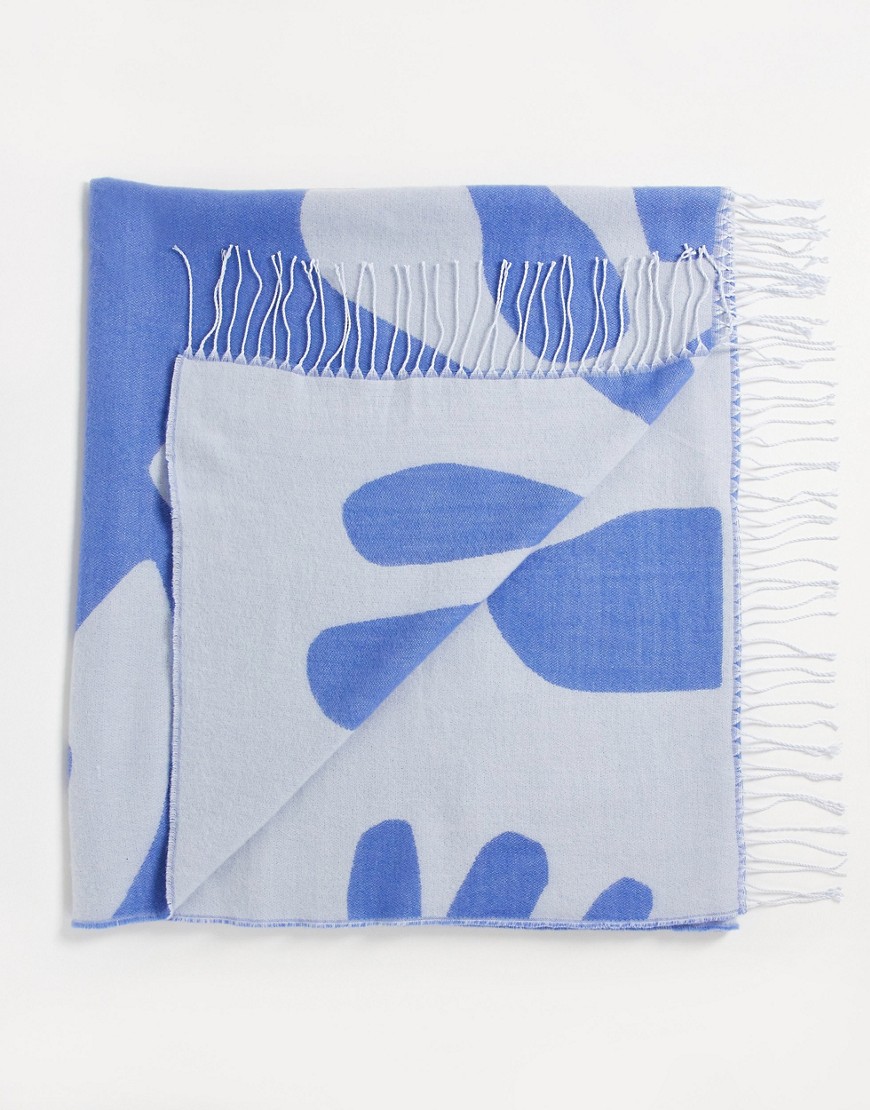 ASOS DESIGN woven blanket in abstract print in blue-Multi