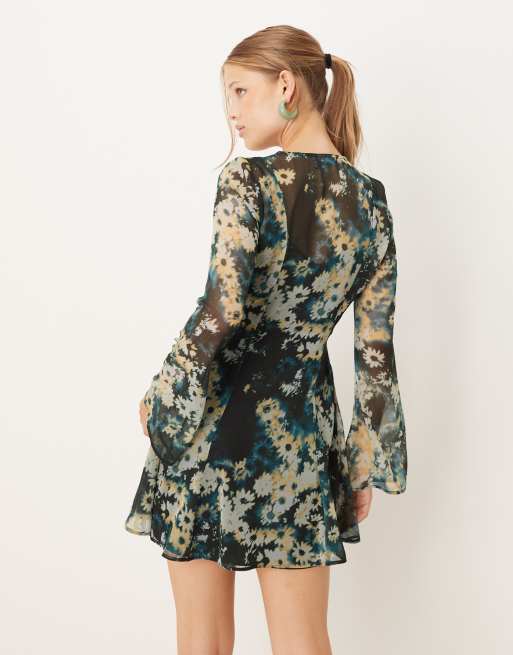 ASOS DESIGN wrap mini dress with ties in blurred blue floral, 3 of 4