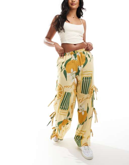 ASOS DESIGN – Wzorzyste wciągane spodnie z wiązaniem z boku z domieszką lnu