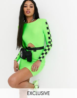 belt bodycon dress