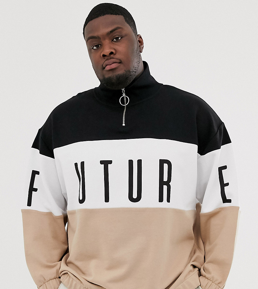 ASOS DESIGN x Dark Future Plus - Oversized sweatshirt med ståkrave og cut & sew-print med logo-Beige