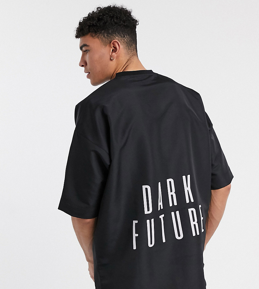 ASOS DESIGN x Dark Future Tall - T-shirt lunga oversize con logo Dark Future e fondo arrotondato-Nero