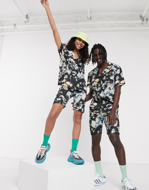 ASOS DESIGN x glaad& - Unisex sæt i blomsterprint, 3 af 3