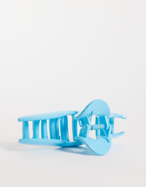 ASOS DESIGN XL hair claw with wave detail in turquoise blue, 3 of 3