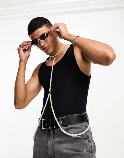 ASOS DESIGN – Y-förmige Body Chain aus Kunstperlen in Weiß 