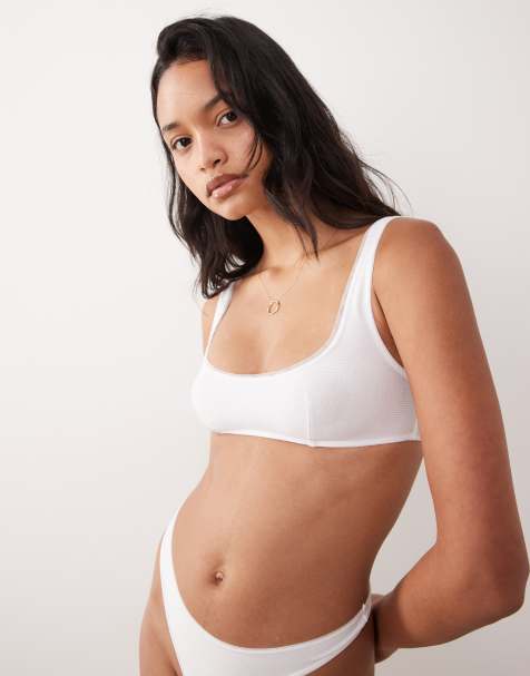 ASOS DESIGN – Yara – Geripptes Cropped-Oberteil in Cremeweiß mit Netzstoff-Einfassung - view 1