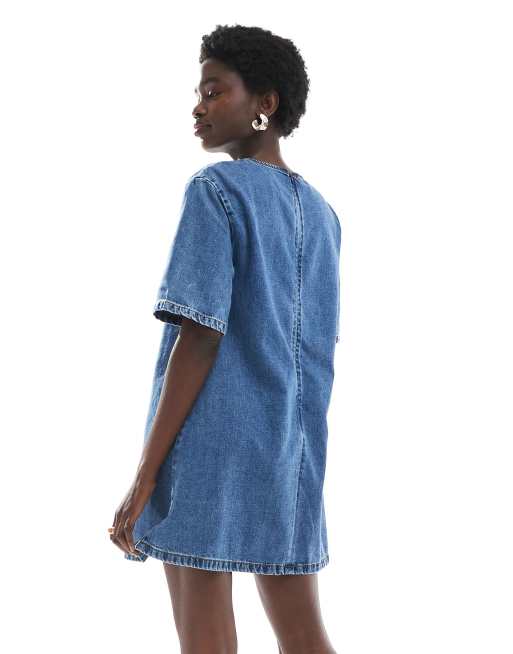 ASOS DESIGN - Zachte denim T-shirt mini jurk in midwash blauw, 3 van 4
