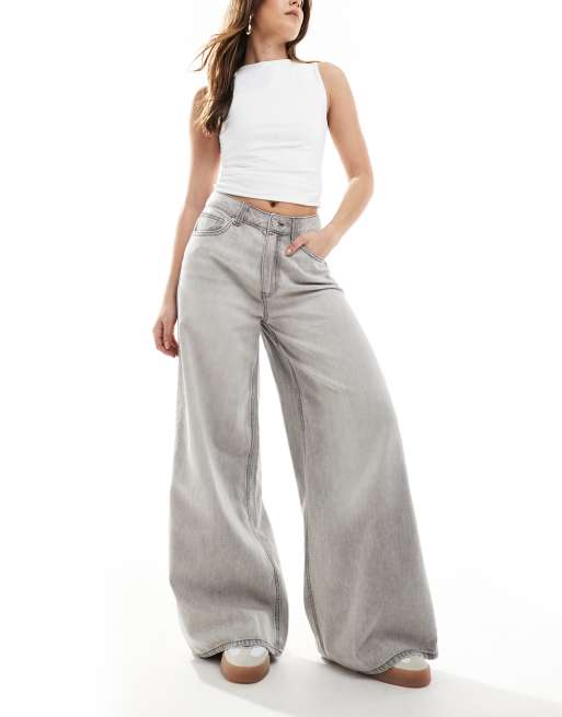 ASOS DESIGN - Zachte jeans met wijde pijpen in grijs