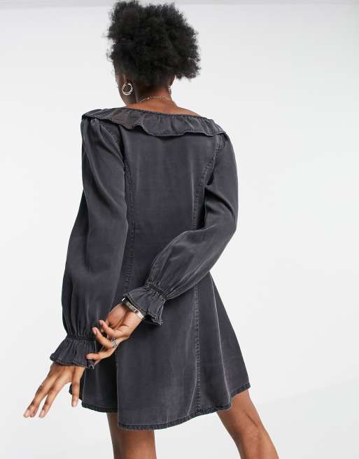 ASOS DESIGN - Zachte nette jurk van denim met ruches en wassing in zwart, 2 van 4