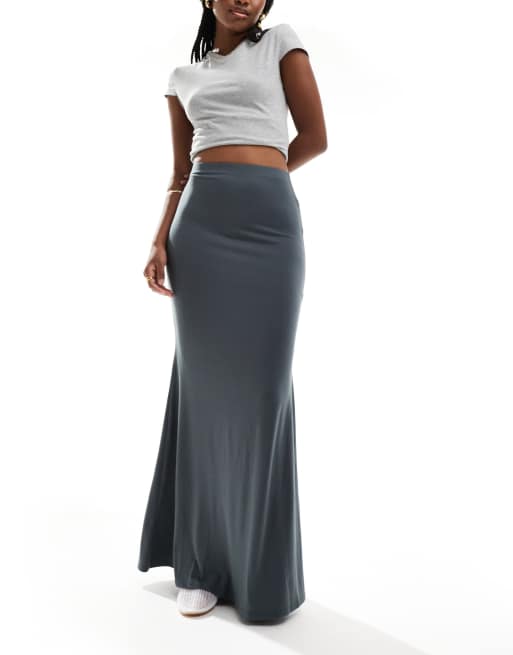 ASOS DESIGN - Zachte soepelvallende maxi rok met fishtail in antraciet 