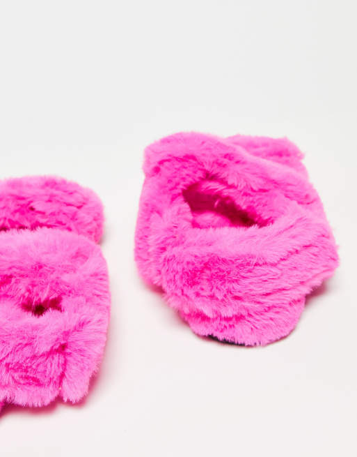 ASOS DESIGN Zactually sporty slippers in pink ASOS