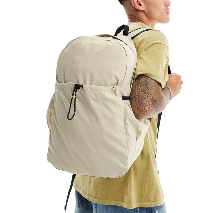 ASOS DESIGN Zaino morbido ecru con dettagli neri ASOS
