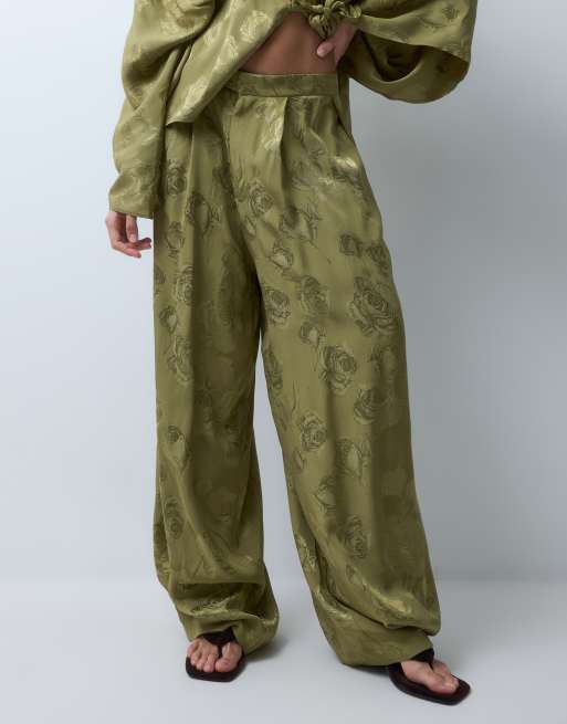 ASOS DESIGN żakardowe plisowane spodnie w kolorze khaki, 3 z 5