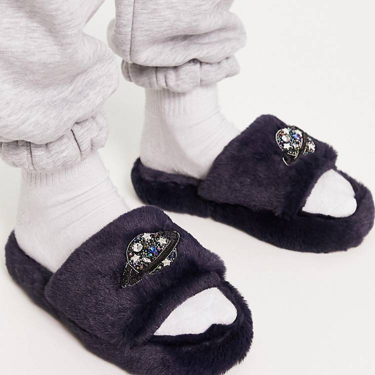 Zane Asos Donna Abbigliamento Abbigliamento per la notte Loungewear Pantofole stile sliders con suola spessa e ricamo di pianeta 