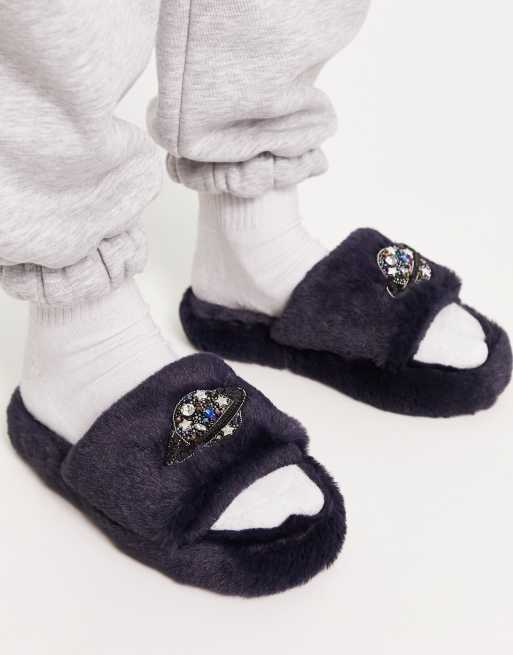 ASOS DESIGN - Zane Planet - Versierde instappantoffels met dikke zool in marineblauw  