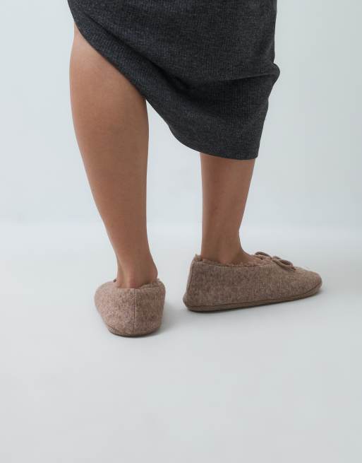 ASOS DESIGN Zani bow slippers in beige, 4 of 4