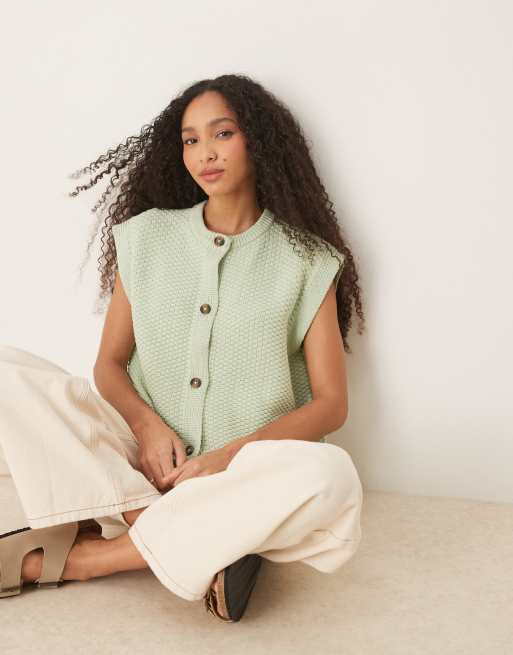 ASOS DESIGN – Zapinana na guziki pistacjowa dzianinowa kamizelka o pudełkowym kroju z ozdobnym ściegiem