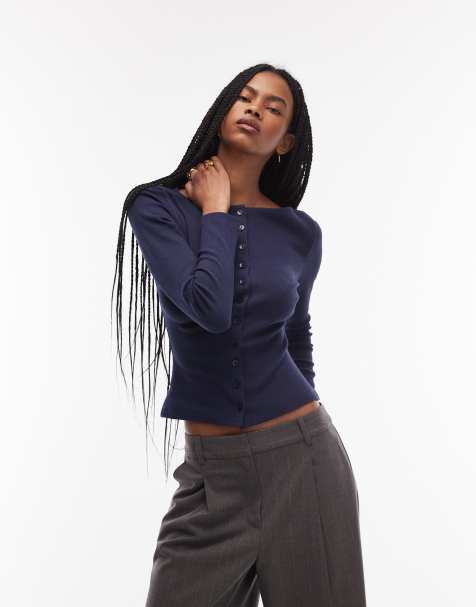 ASOS DESIGN – Zapinany na guziki dopasowany granatowy top z drobnymi prążkami - view 1