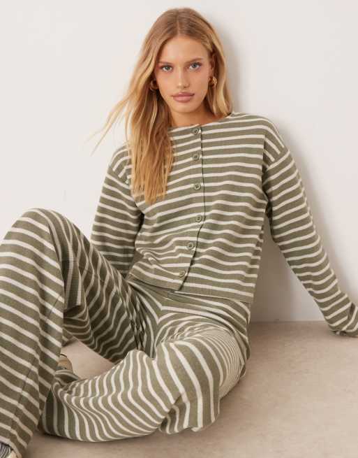 ASOS DESIGN – Zapinany na guziki szczotkowany zielony top w paski z długimi rękawami, część zestawu