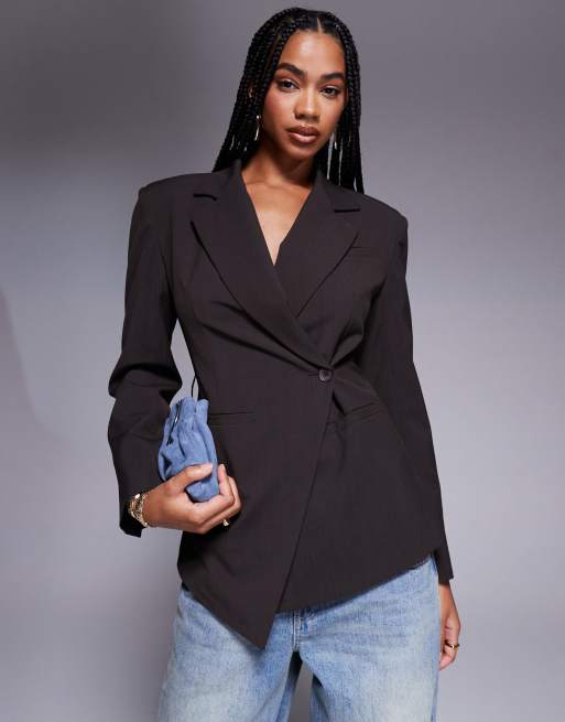 ASOS DESIGN – Zebrana w talii dopasowana brązowa marynarka