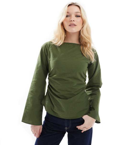 ASOS DESIGN – Zebrany w talii top z prostym dekoltem w kolorze khaki - view 1