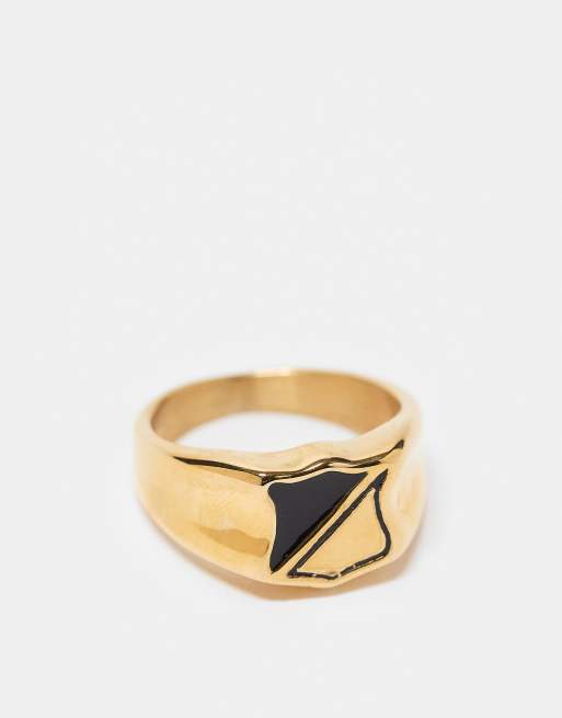 ASOS DESIGN - Zegelring van waterbestendig roestvrij staal met zwart email in goudkleur