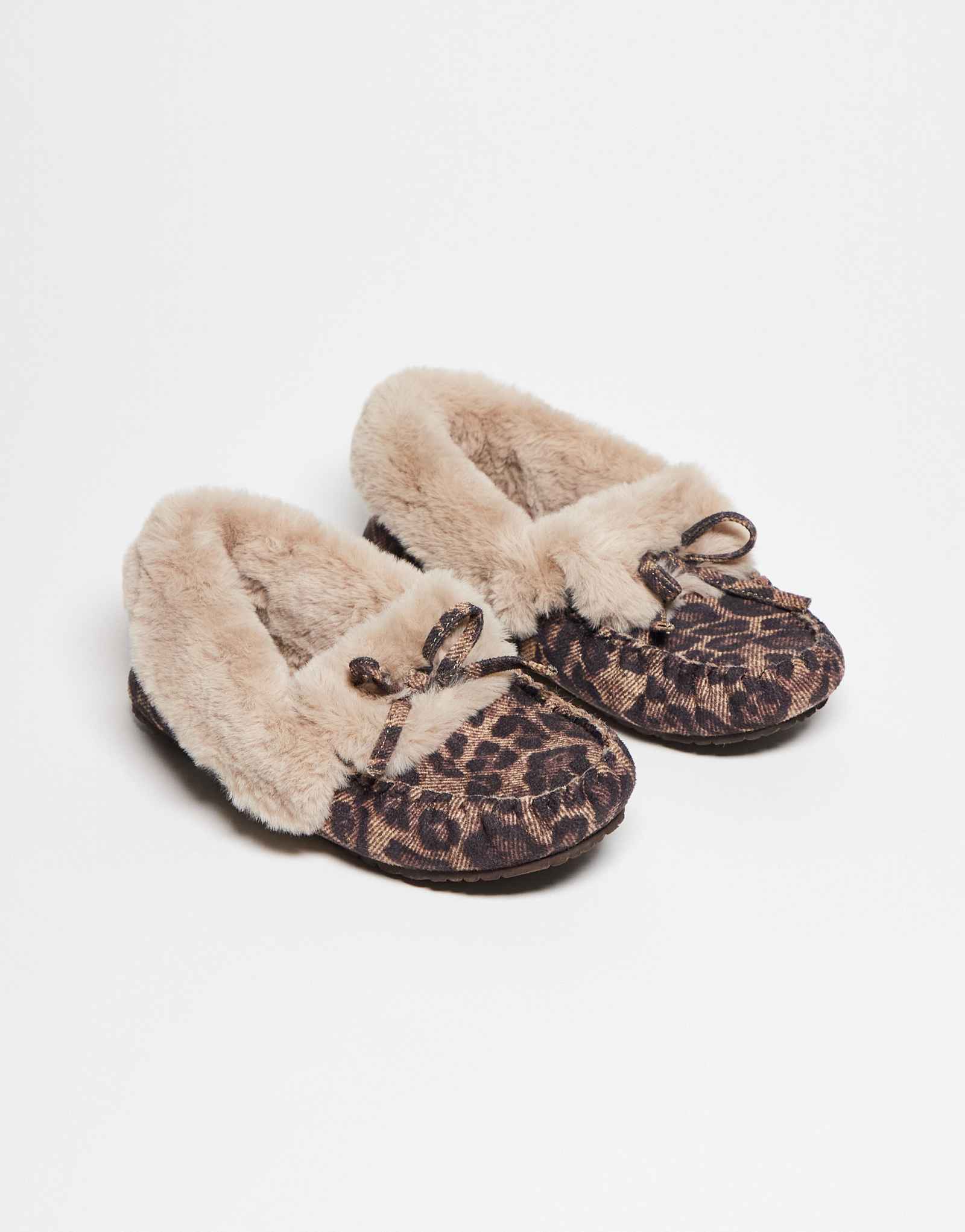 Дизайнерские тапочки-мокасины Zelda от ASOS в леопардовом цвете