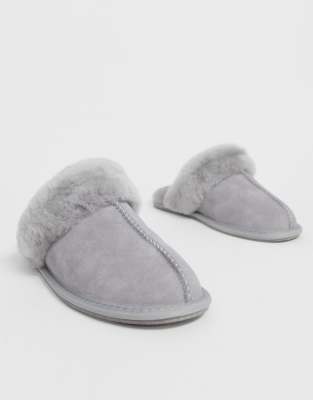 asos design nola premium sheepskin slippers in beige