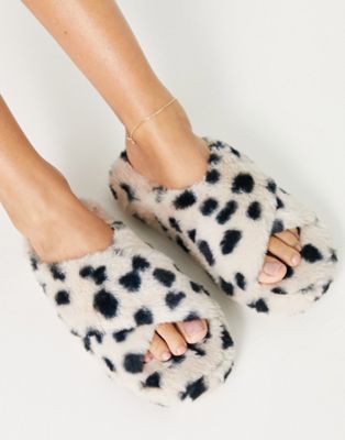 ASOS DESIGN Zena chunky slider slipper in spot - ASOS Price Checker
