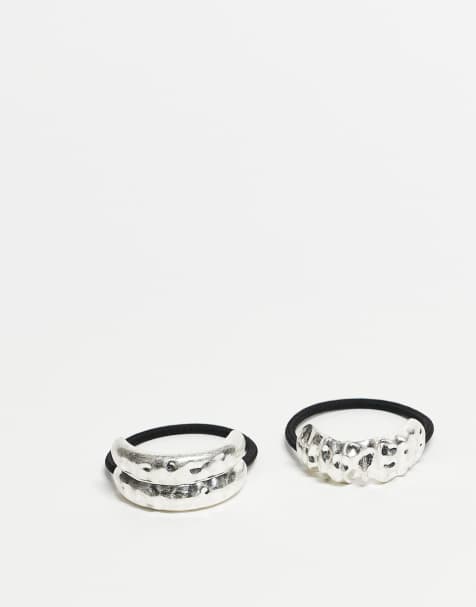 ASOS DESIGN – Zestaw 2 gumek do włosów z młotkowanym elementem w kolorze srebrnym - view 1