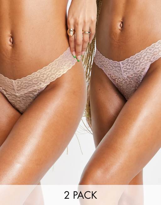 ASOS DESIGN – Zestaw 2 par stringów z metalicznej koronki w zwierzęcy wzór w kolorach zgaszonego fioletu i brązowoszarym