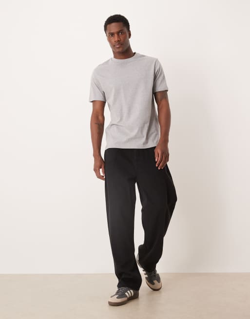 ASOS DESIGN – Zestaw 2 T-shirtów basic o regularnym kroju w kolorach grafitowym i szarym, 2 z 5