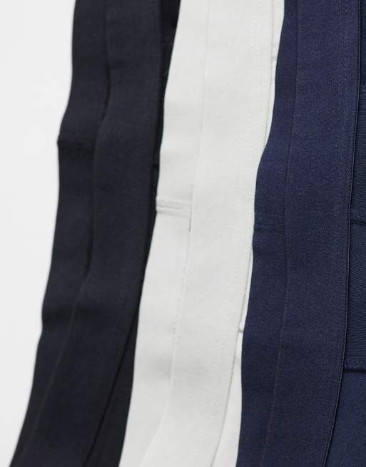 ASOS DESIGN – Zestaw 3 par bokserek w różnych kolorach, 3 z 3