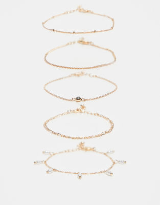 ASOS DESIGN – Zestaw 5 złotych bransoletek łańcuszkowych - view 1