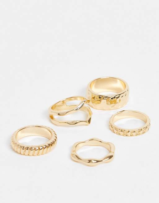 ASOS DESIGN – Zestaw 5 pierścionków z teksturowanymi wzorami w odcieniu złota
