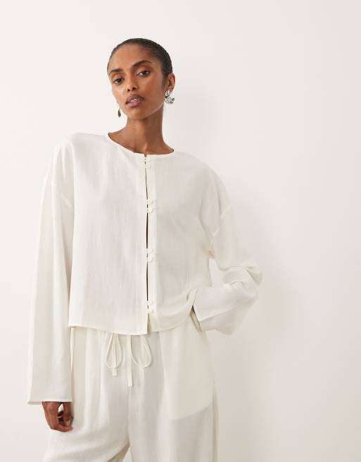 ASOS DESIGN – Zestaw w kolorze ecru z domieszką lnu z bluzką w mandaryńskim stylu, 2 z 3
