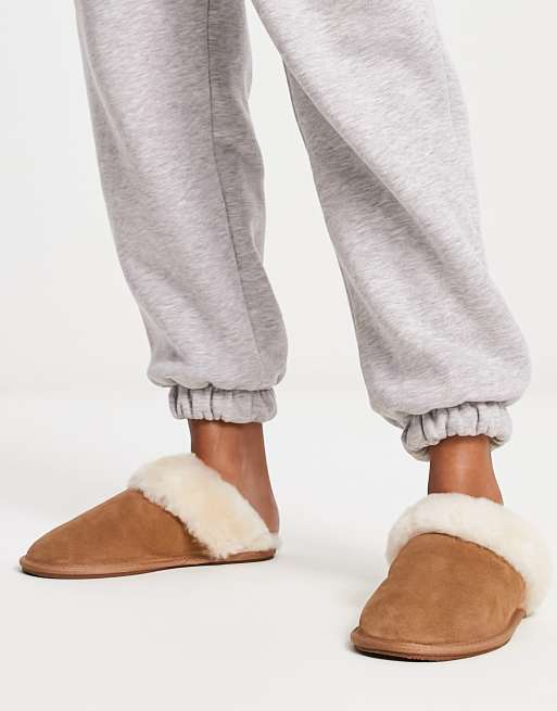 ASOS DESIGN Zeus Chaussons en peau de mouton de premi re qualit Ch taigne