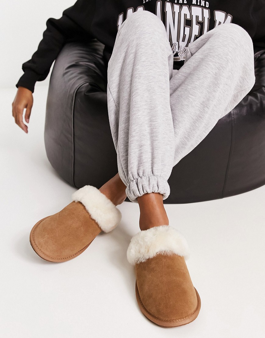 ASOS DESIGN Zeus premium sheepskin slippers in chesnut-Brown