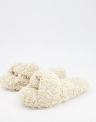 ASOS DESIGN Zeve twist slider slippers in cream borg | ASOS