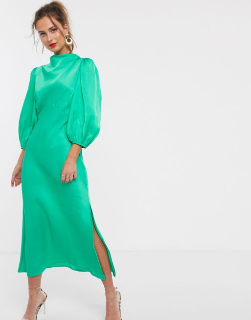 ASOS DESIGN – Zielona atłasowa sukienka midi z drapowanym dekoltem i bufiastymi rękawami