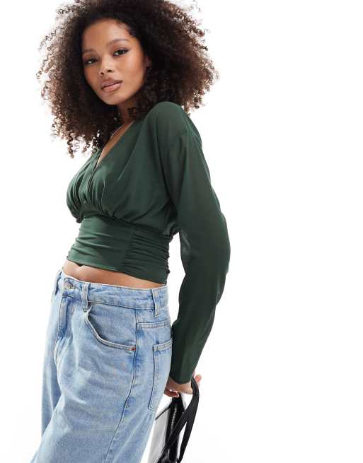 ASOS DESIGN – Zielona bluzka o krótkim fasonie z dekoltem w kształcie litery V i marszczeniem na plecach
