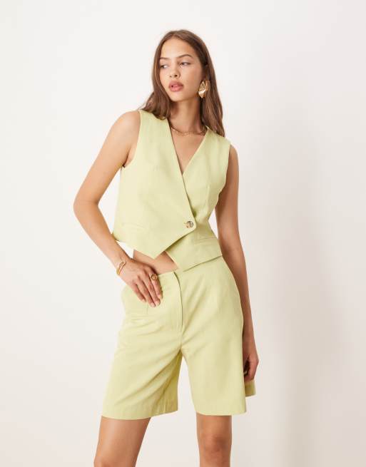 ASOS DESIGN – Zielona kamizelka z mieszanki lnu z asymetrycznym kopertowym zapięciem, część zestawu