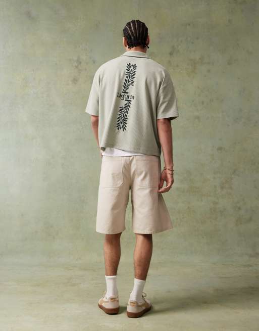 ASOS DESIGN – Zielona koszulka polo o pudełkowym kroju z krótkim rękawem i haftowanym wzorem
