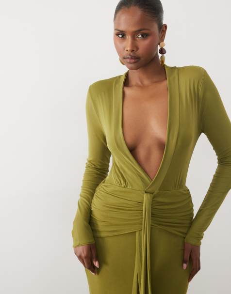ASOS DESIGN – Zielona sukienka maxi z bardzo głębokim dekoltem i drapowanym przodem - view 1