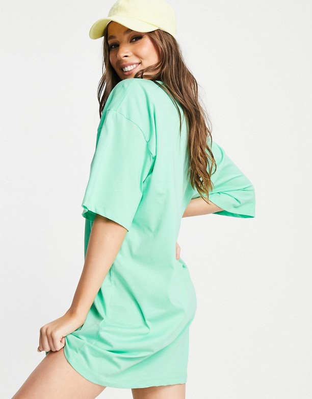  Kolorowy ASOS DESIGN – Zielona sukienka t-shirtowa oversize Zielone jabłuszko