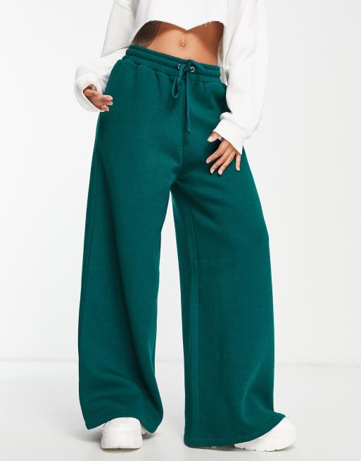 ASOS DESIGN – Zielone joggersy z szerokimi nogawkami 